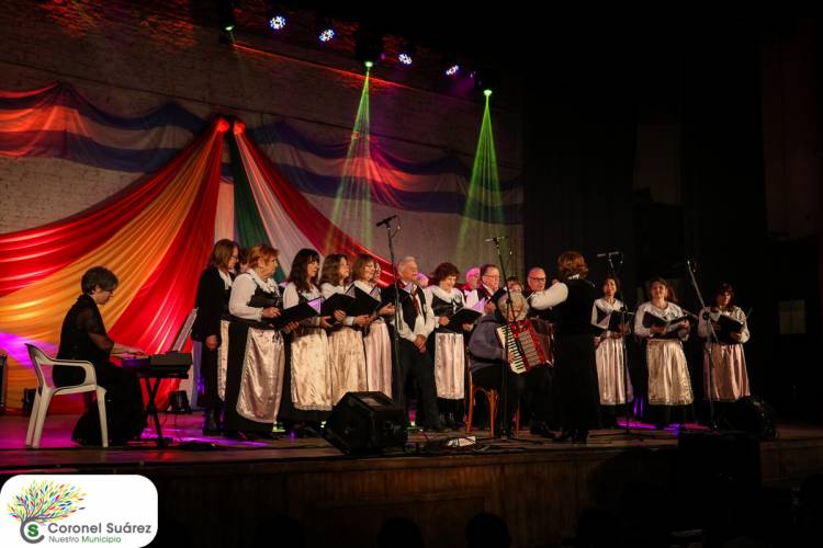 Música ítalo-española para homenajear a dos instituciones emblemáticas del distrito
