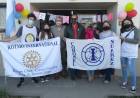 En el marco del Día de la Niñez, El Rotary Club de  Coronel Suárez regaló golosinas en distintos puntos de la ciudad