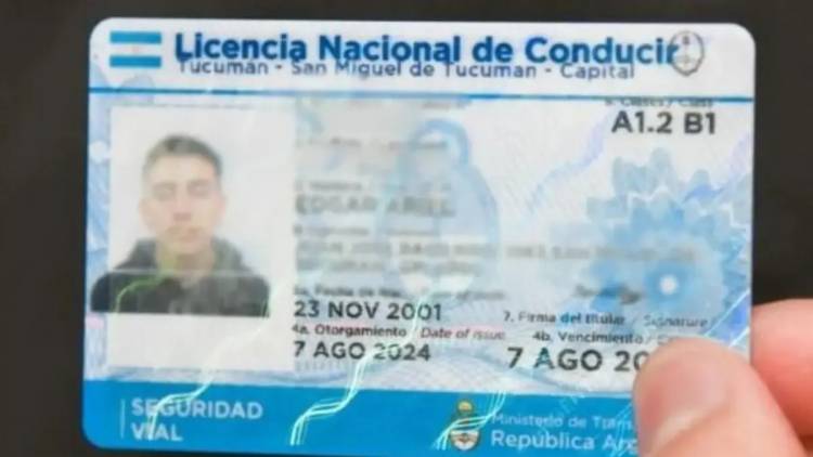 Licencias profesionales: tras la polémica, dos meses de prórroga