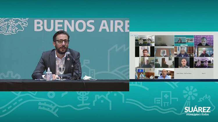 La Provincia presentó contratos de obras de vialidad para 39 municipios