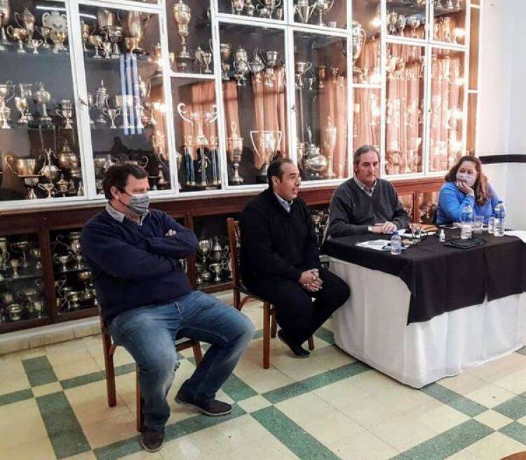 Hugo Carlos Schulmeister es el nuevo Presidente del Club Blanco y Negro