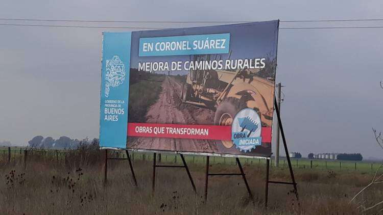 Caminos rurales: El Ministro de Desarrollo Agrario aseguró que se está trabajando en “mejorar la posibilidad del movimiento de la producción y de ir a una escuela rural” 