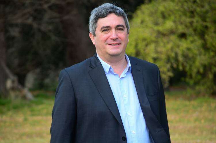 Caminos rurales: El Ministro de Desarrollo Agrario aseguró que se está trabajando en “mejorar la posibilidad del movimiento de la producción y de ir a una escuela rural” 