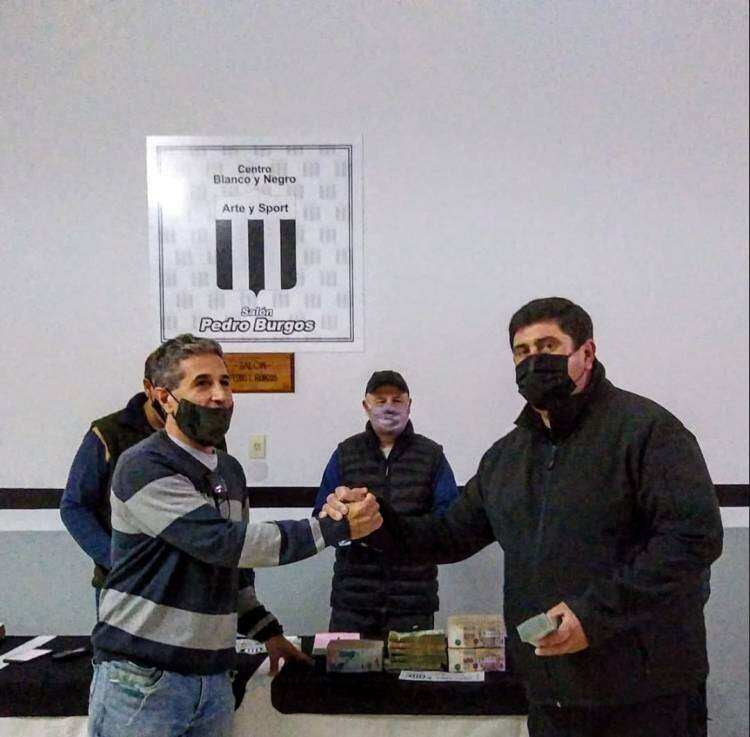 Blanco y Negro: se entregaron los premios de la rifa La Millonaria del Decano 