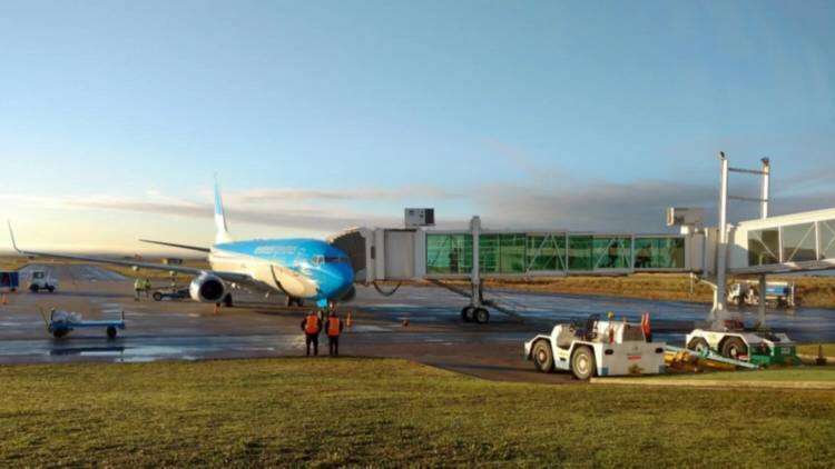 El aeropuerto de Bahía Blanca vuelve a estar operativo para vuelos nocturnos