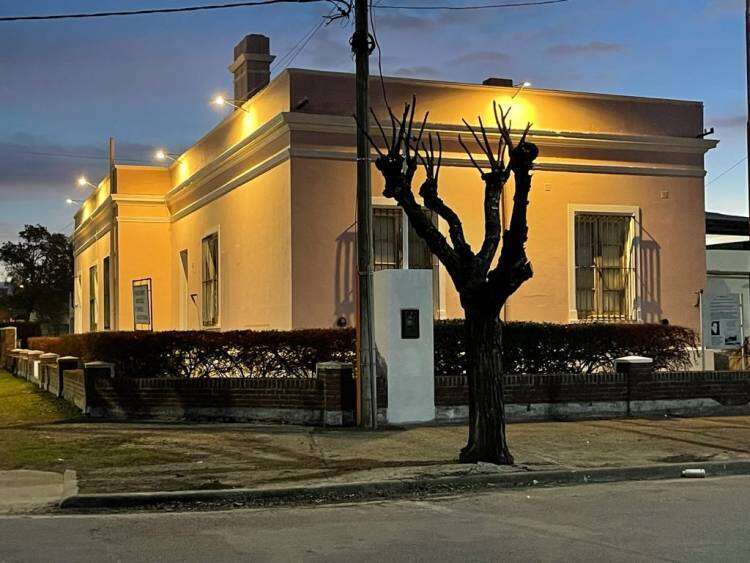 Huanguelén en su su 109º aniversario “inaugura un circuito referencial y una calle con el nombre de José Larralde”