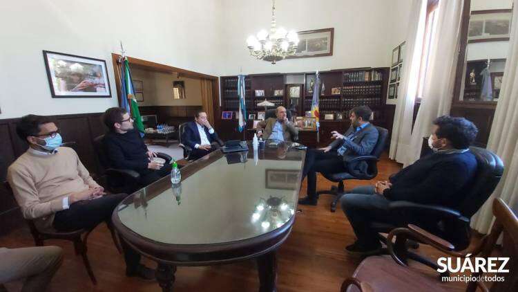 Carlos Bianco entregó 145 escrituras en Coronel Suárez