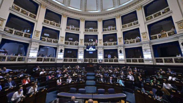 Cómo votaron los legisladores de Bahía y la región sobre las reelecciones indefinidas en la Provincia