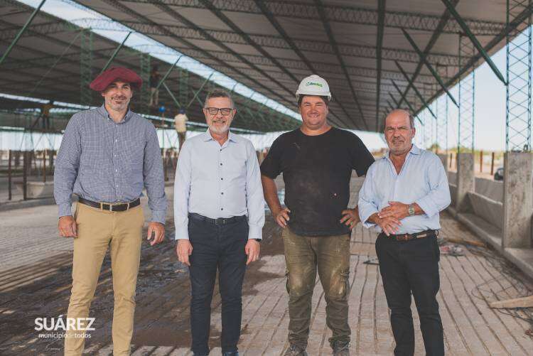 Ariel Schale: “es decisión del Presidente de la Nación recuperar el volumen de producción y los puestos de trabajo de la fábrica de calzado”