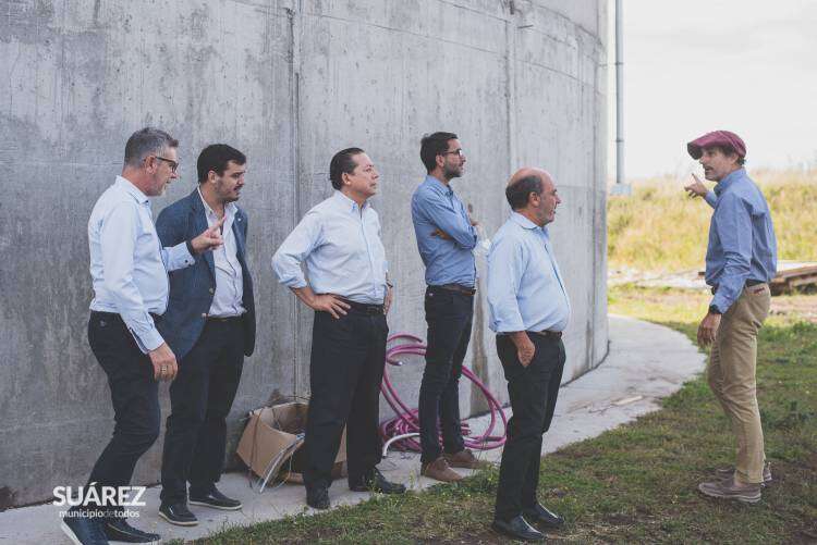 Ariel Schale: “es decisión del Presidente de la Nación recuperar el volumen de producción y los puestos de trabajo de la fábrica de calzado”