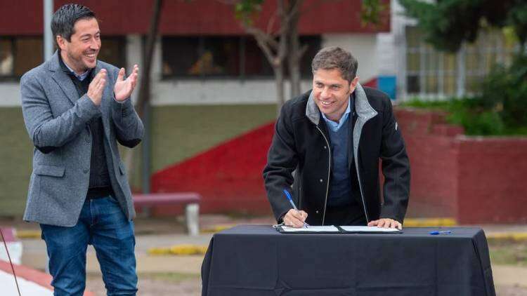Axel Kicillof acordó un 60 por ciento de aumento salarial hasta fin de año para estatales, docentes, médicos y judiciales