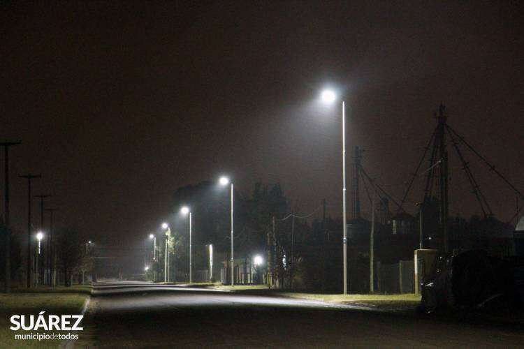 Parque industrial: se inauguró el alumbrado público del sector industrial