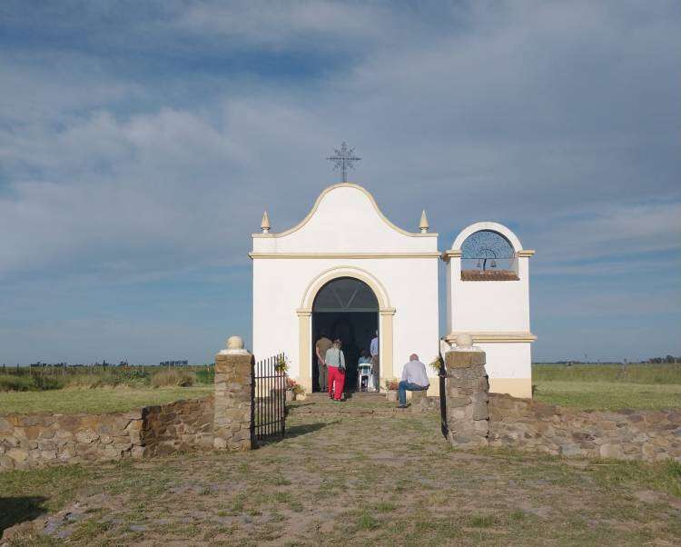 Emotiva celebración religiosa en D’Orbigny
