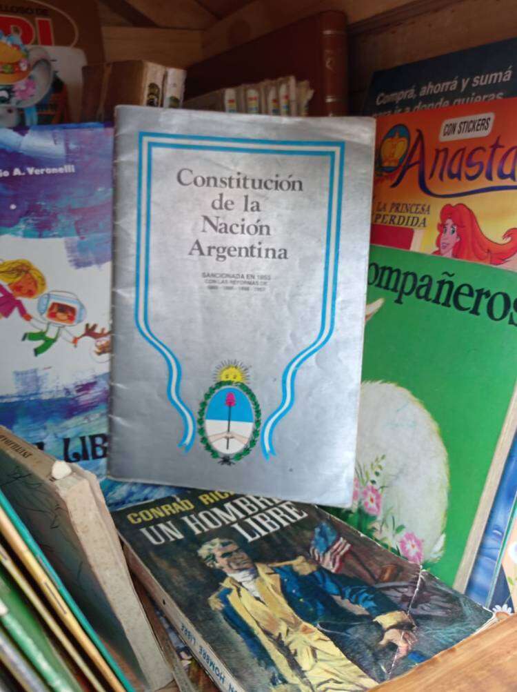 Aviso de la Biblioteca Popular Infantil de Coronel Suárez