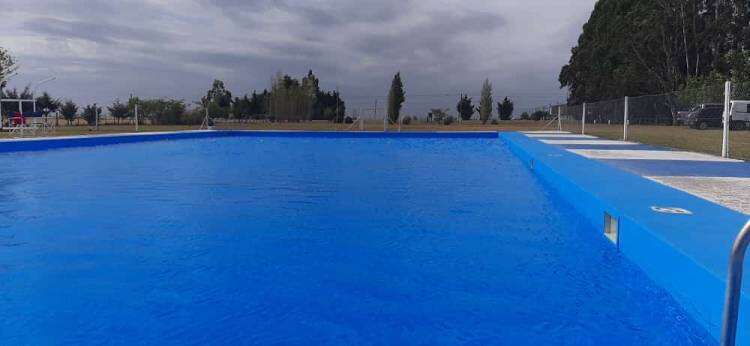 Se inauguró la pileta del Club El Progreso