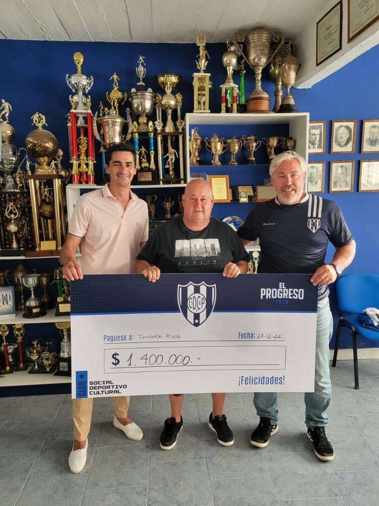 Se entregó el premio mayor del bono 49º de Club El Progreso