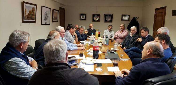 Facundo Manes se reunió con dirigentes de CARBAP