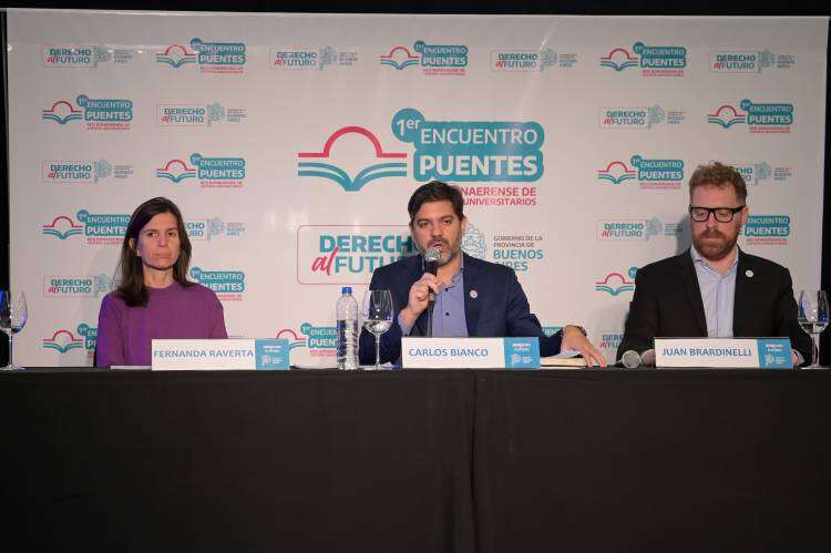 Bianco: “Vamos a impulsar la creación de tres universidades provinciales”