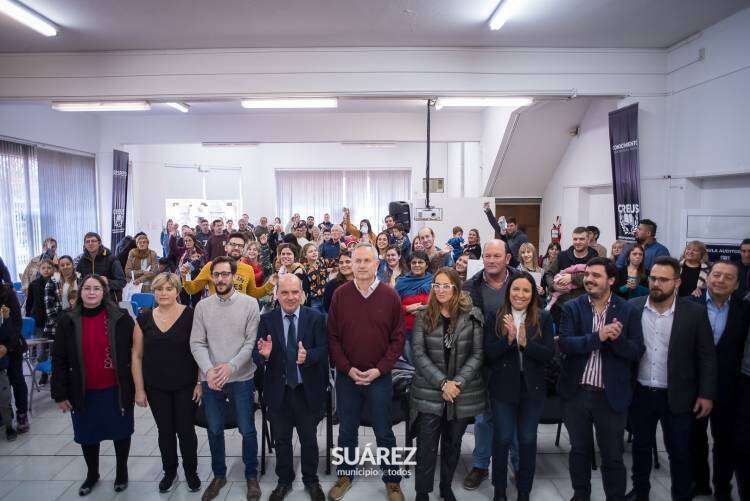 Se entregaron 22 viviendas a vecinos de Coronel Suárez