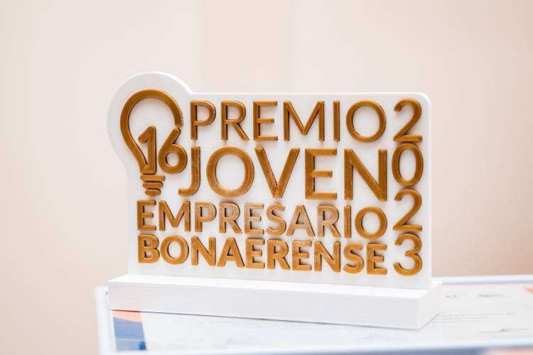Martin Alarcia se consagró ganador del Premio Joven Empresario Bonaerense 2023 en su categoría Desarrollo Glocal