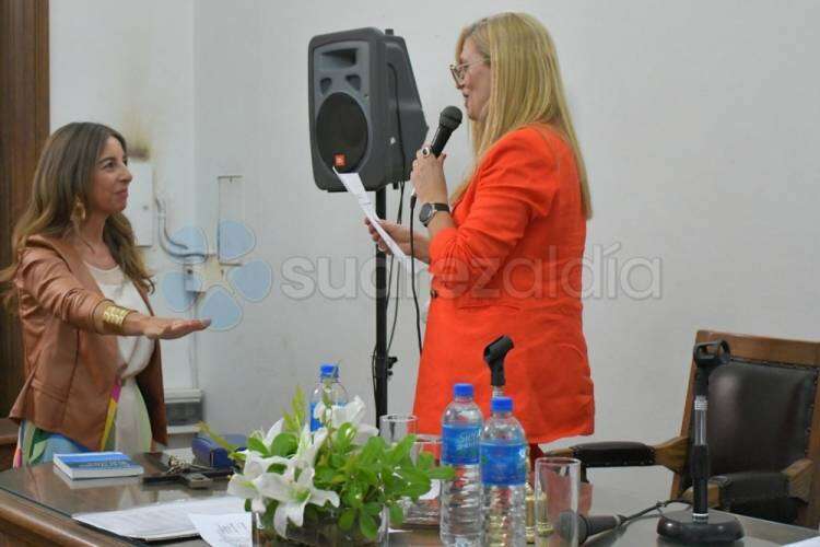 Asunciones en Coronel Suárez: Eugenia Bravo presidenta del Consejo Escolar, Andrea Acosta presidenta del HCD y 7° mandato del Intendente Moccero 