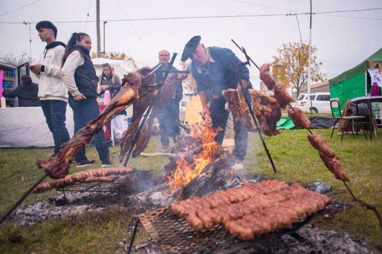 La cooperadora de la Unidad Académica “Julio Cesar Lovecchio” se llevó el premio “Juan Carlos Heuman” al Mejor Asador