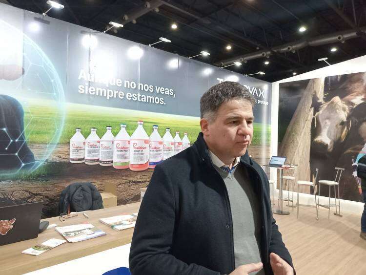 La Torre: “Es muy importante el veterinario, que es el pilar en la transmisión de conocimiento desde el laboratorio hacia la implementación en el campo”
