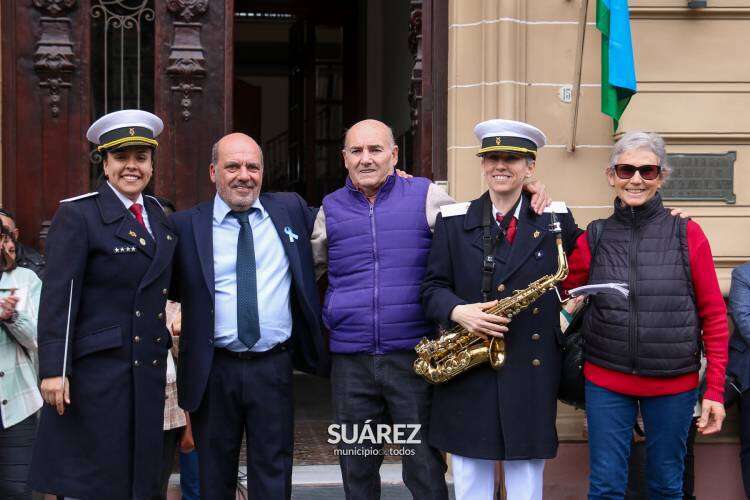 La Banda Municipal distinguió la trayectoria de sus integrantes
