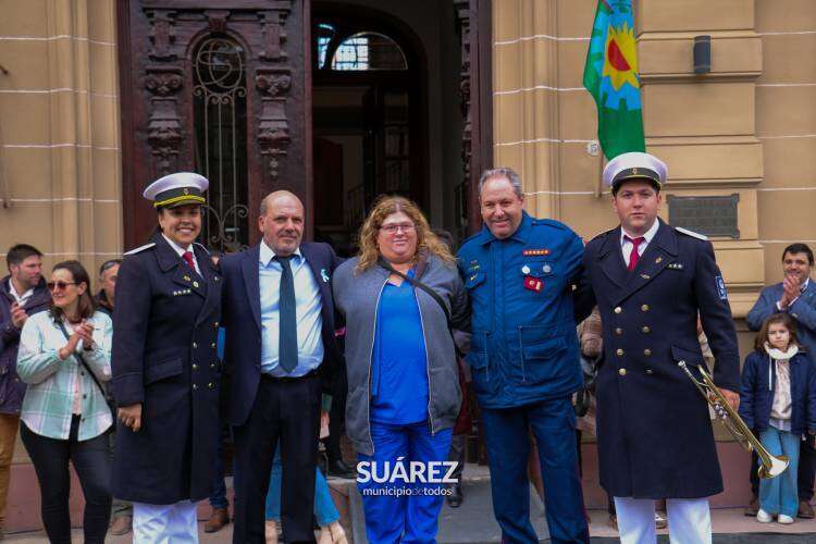 La Banda Municipal distinguió la trayectoria de sus integrantes