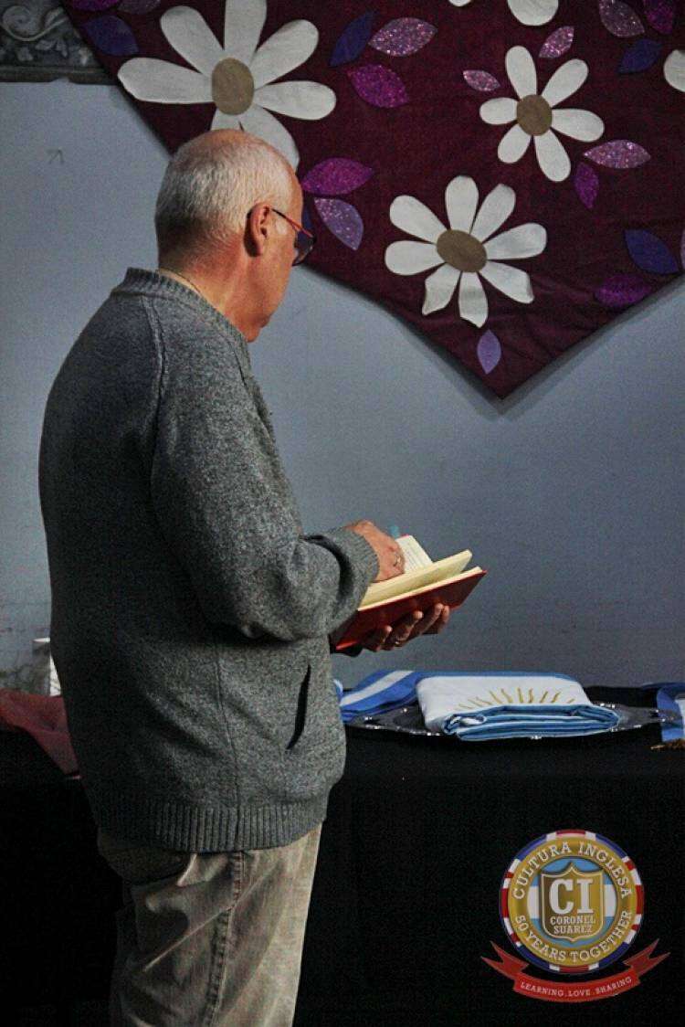 CUANDO SE CUMPLE AÑOS, LLEGAN LAS SORPRESAS Y LOS OBSEQUIOS