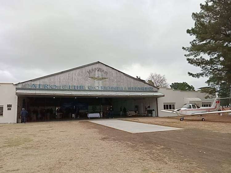 Aero asado en el Aero Club Coronel Suárez