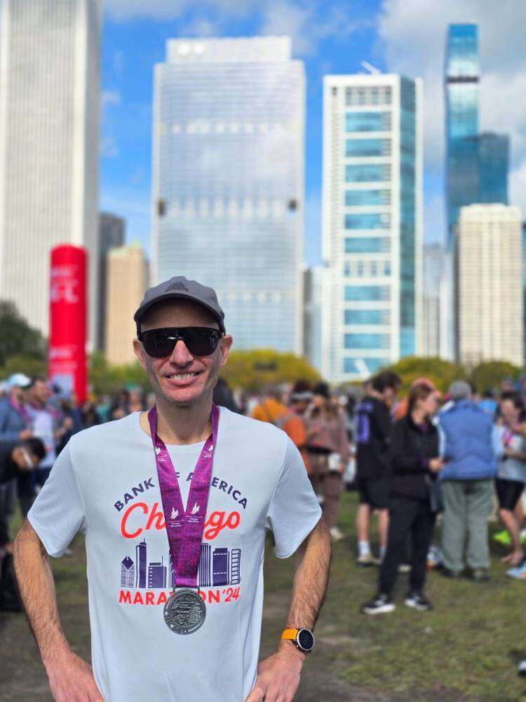 Santiago Bonaterre batió su marca personal en la Maratón de Chicago