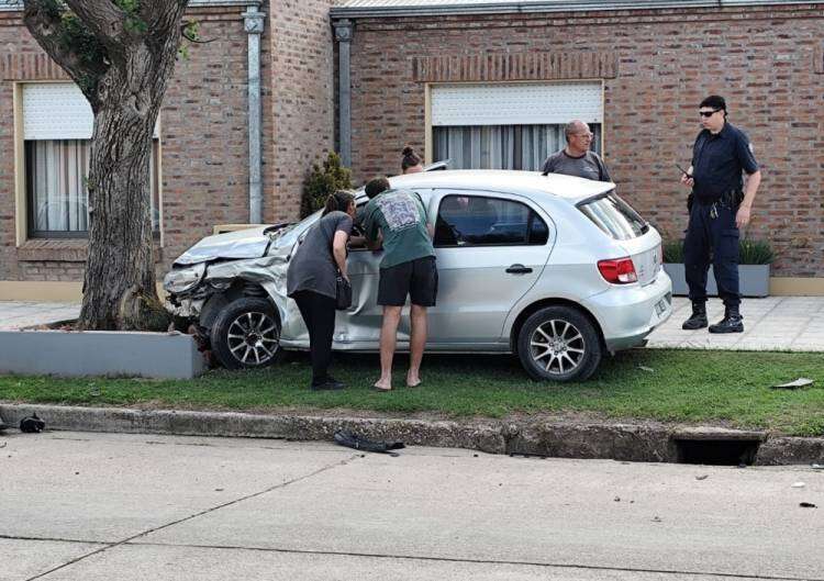 Tránsito. Choque en Remedios de Escalada y Boulonge Sur Mer