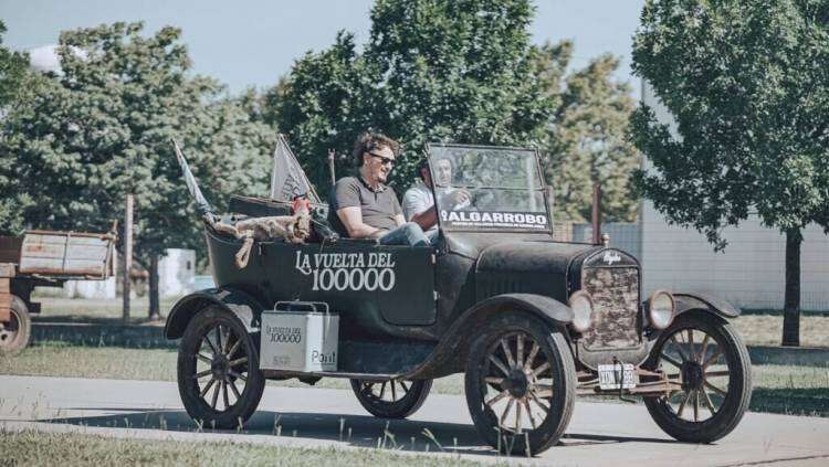 Un Ford T histórico llega hoy a Carhué en un raid que culminará en La Boca
