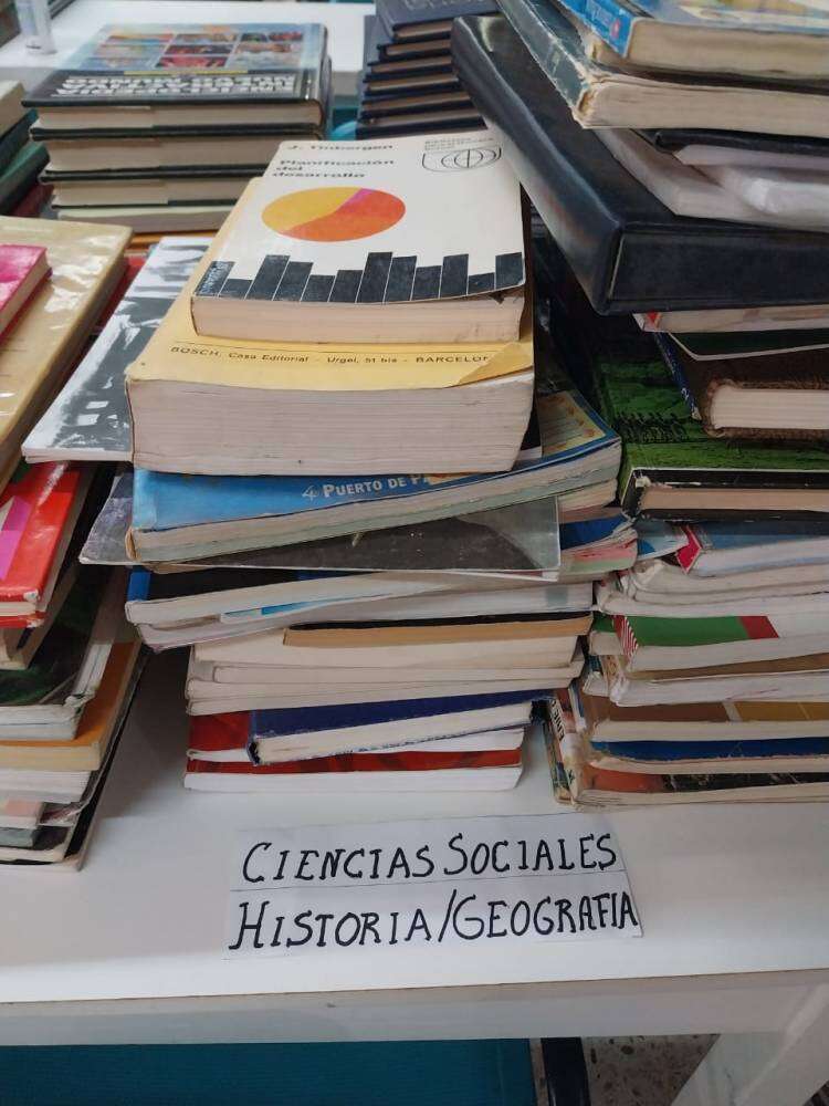 Donación de Libros Gratis en la Biblioteca Infantil de Coronel Suárez
