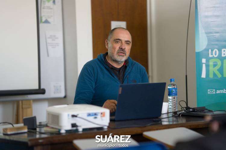 Jornada de formación sobre aplicación responsable de fitosanitarios en Coronel Suárez