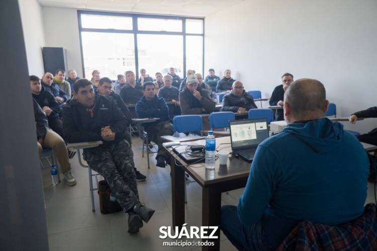 Jornada de formación sobre aplicación responsable de fitosanitarios en Coronel Suárez