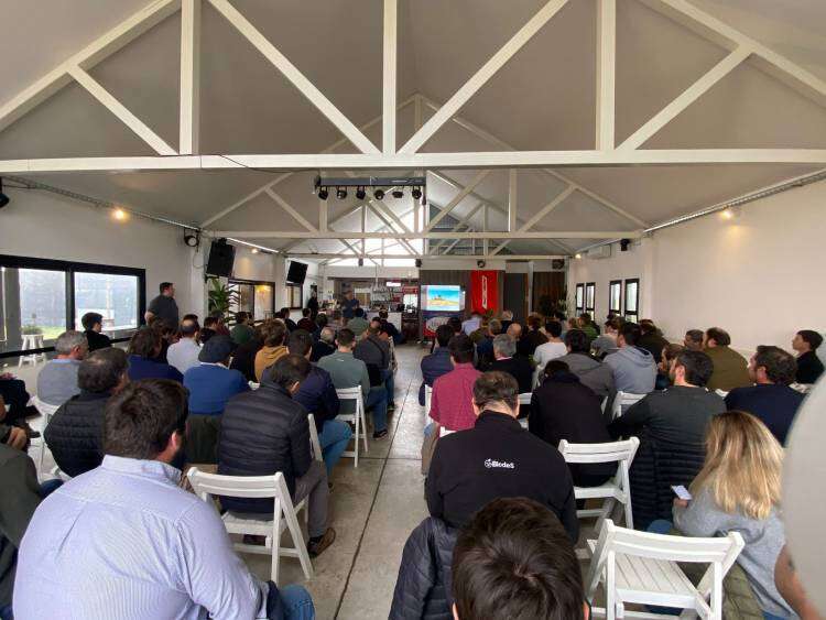 Alianza "Agro Alarcia - Don Juan Combustibles": "canje de cereales disponible o a cosecha... por combustible..."