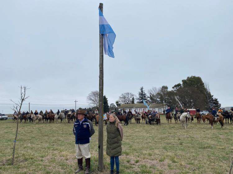 Club Olimpo de Piñeyro fue anfitrión del acto oficial del 175º aniversario del fallecimiento del General José de San Martín