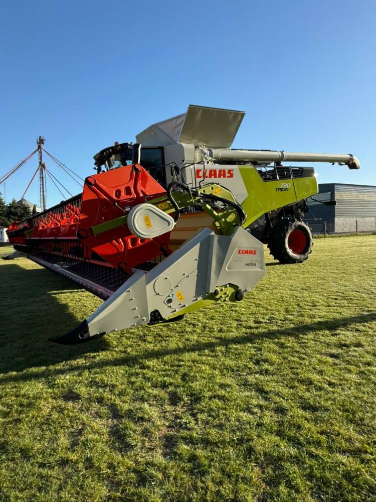 Fiorda Maquinarias desarrolló una jornada técnica para presentar Cosechadoras Trion, Lexion y Tractor Axion