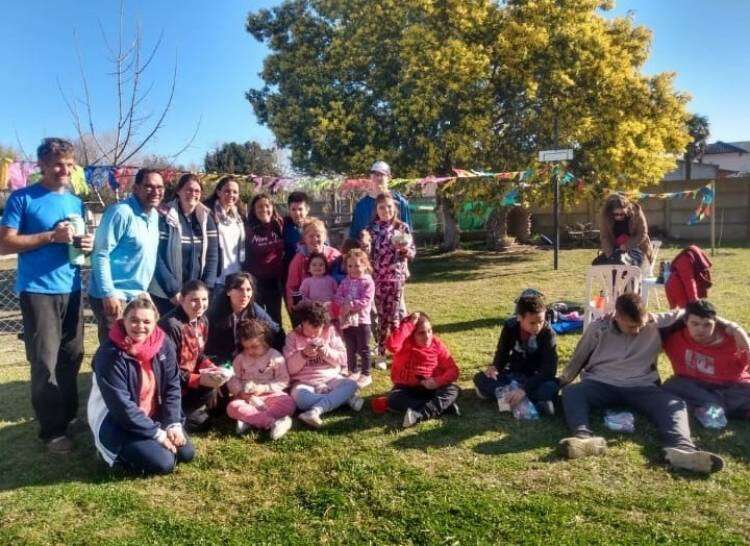 “Voy siempre a la integración”: Paula Resch, el corazón de la equinoterapia
