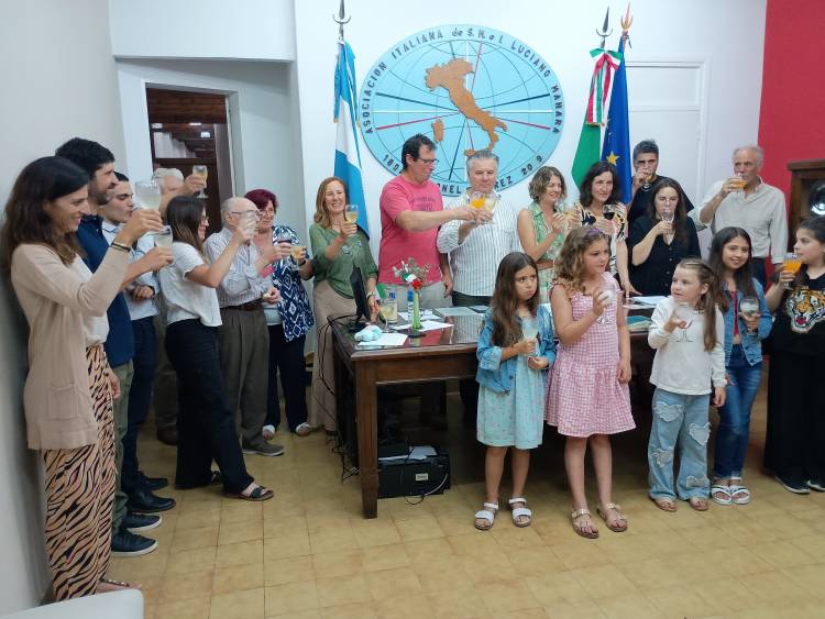 LA ASOCIACIÓN ITALIANA DE CORONEL SUÁREZ PRESENTÓ SU BALANCE ANUAL Y PROYECTÓ EL 2026