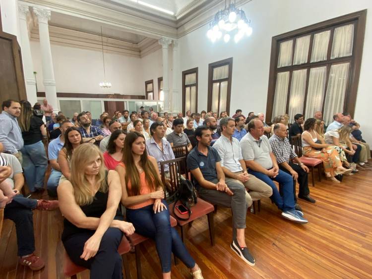 “Los bloques opositores estamos viendo cómo podemos judicializar esta medida”