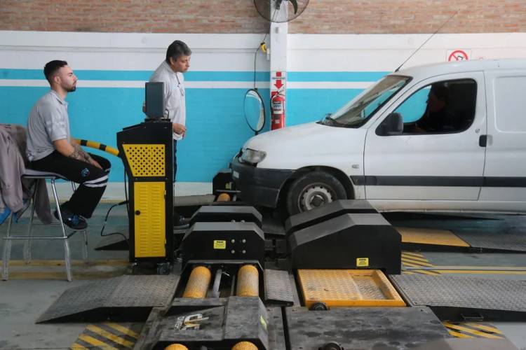Desde este viernes hacer la VTV saldrá un 22% más cara