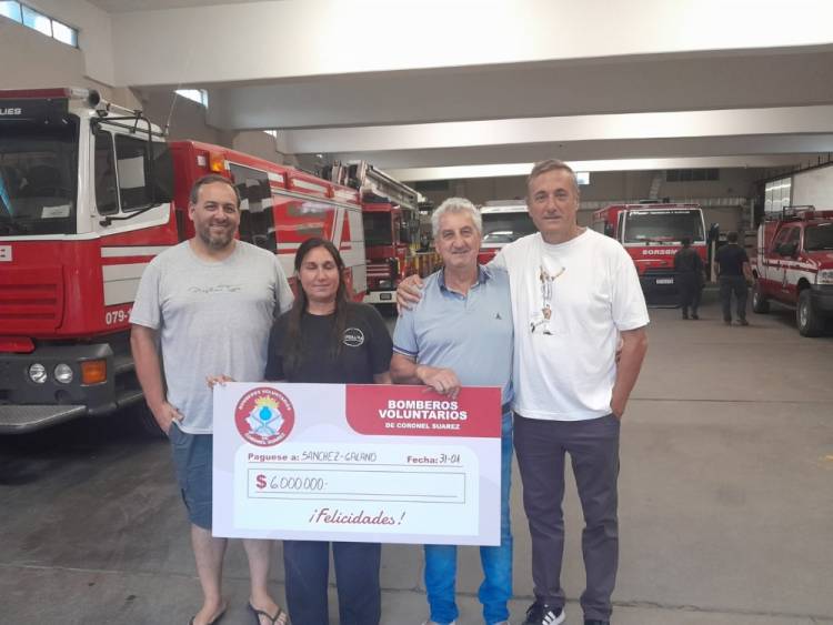 Bomberos entregó los premios del sorteo final de su bono contribución