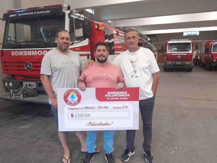 Bomberos entregó los premios del sorteo final de su bono contribución
