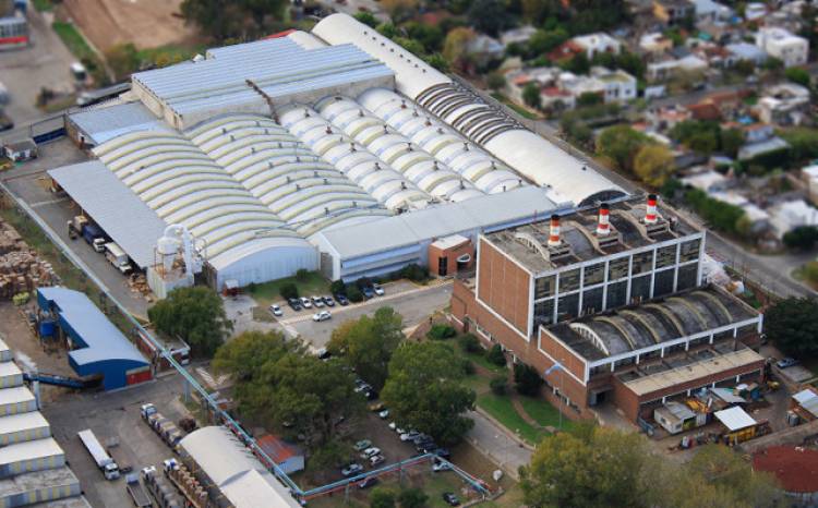 Smurfit Westrock Argentina alcanzó el 100 por ciento de energía renovable en sus operaciones durante diciembre de 2025