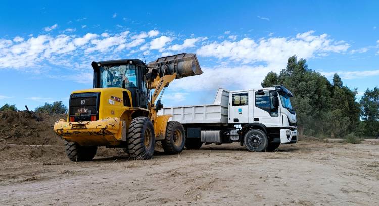 VIALIDAD NACIONAL EJECUTA TRABAJOS DE MANTENIMIENTO DE CALZADA EN LA RN 33