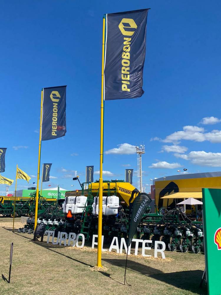 Expoagro 2026 - Sembradoras PIEROBON: "junto al productor y contratista hace 65 años..."