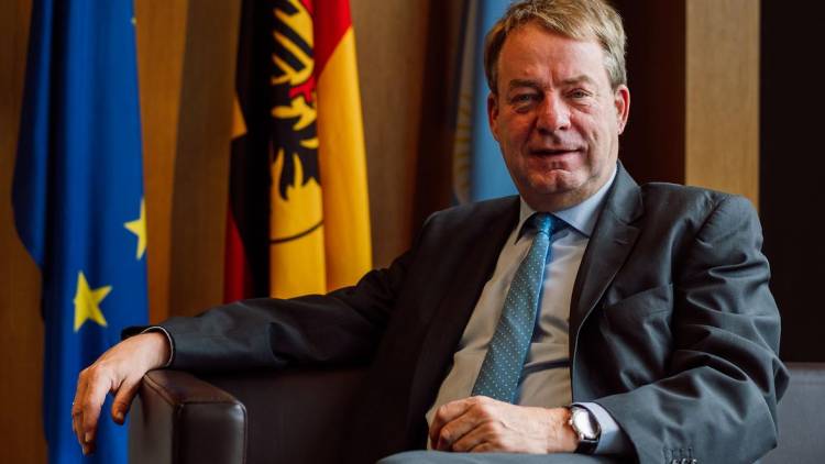 El Embajador de la República Federal de Alemania en Argentina, Dieter Lamlé, llega este jueves a Coronel Suárez 